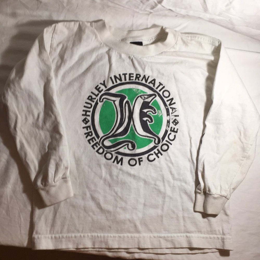 Hurley t-shirt